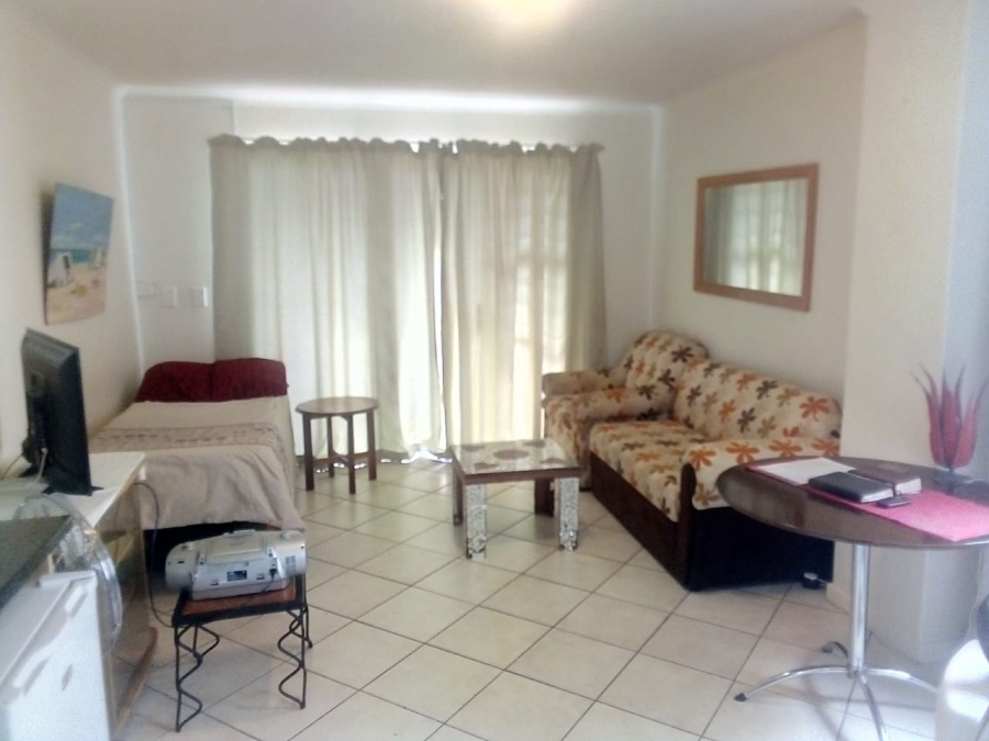 To Let 1 Bedroom Property for Rent in Whispering Pines Western Cape